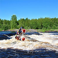 Оверкиль катамарана на Водле